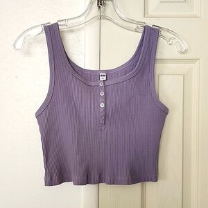Uniqlo - Large - ribbed Henley Cropped Tank top